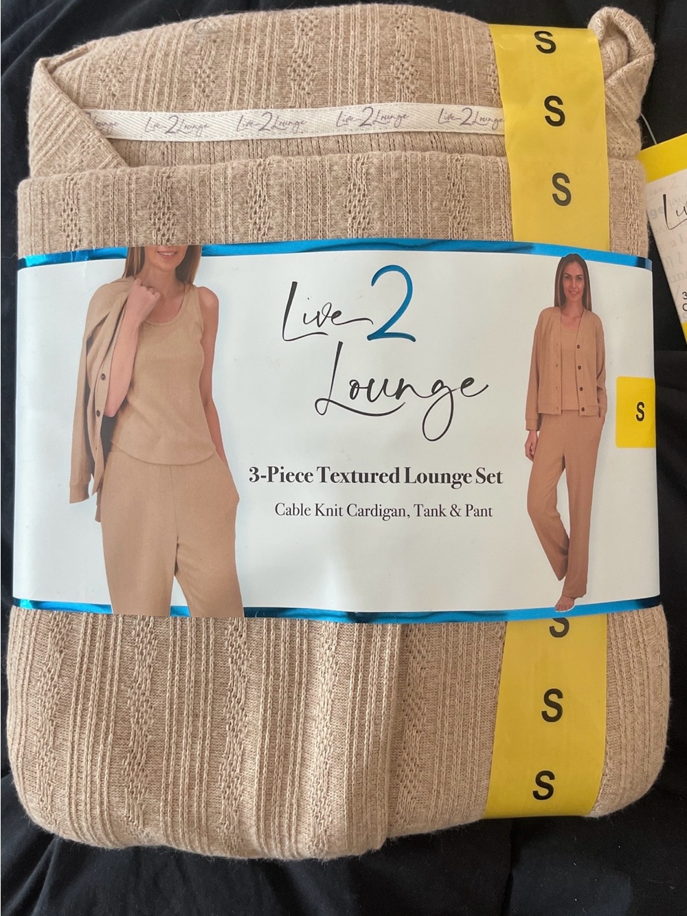 Live 2 Lounge Women's 3-Piece Textured Lounge Set in Beige